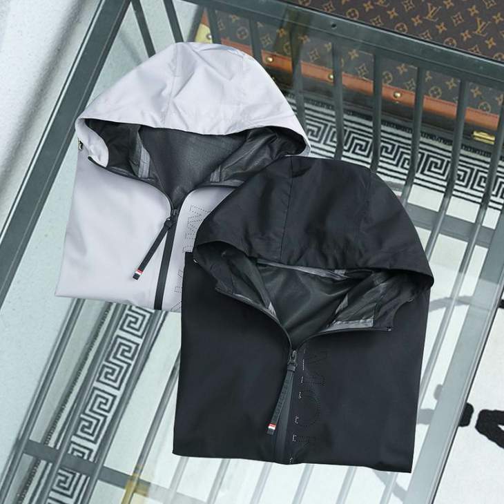 Picture of Moncler Jackets _SKUMonclerM-XXL7sn1831012